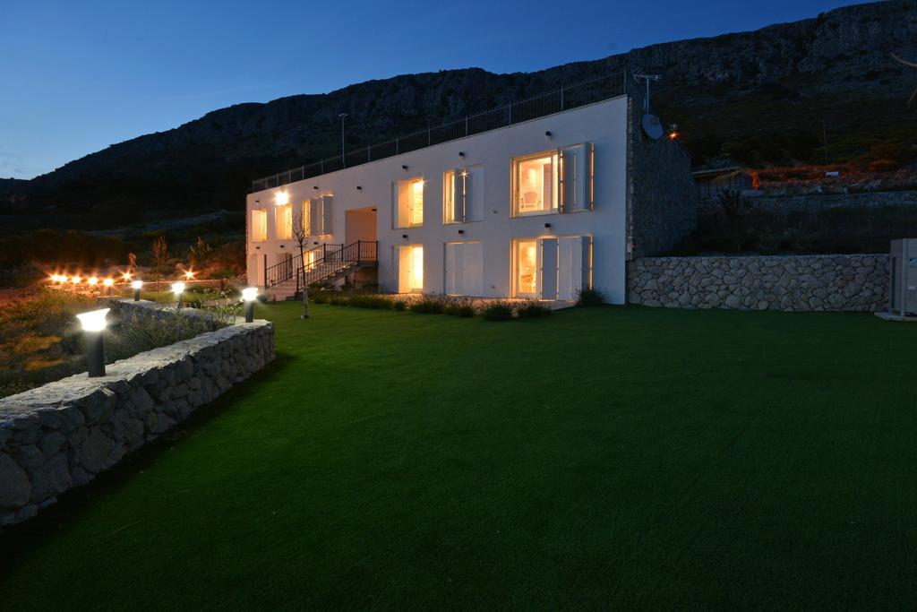 Villa View 4 You Подстрана Екстериор снимка